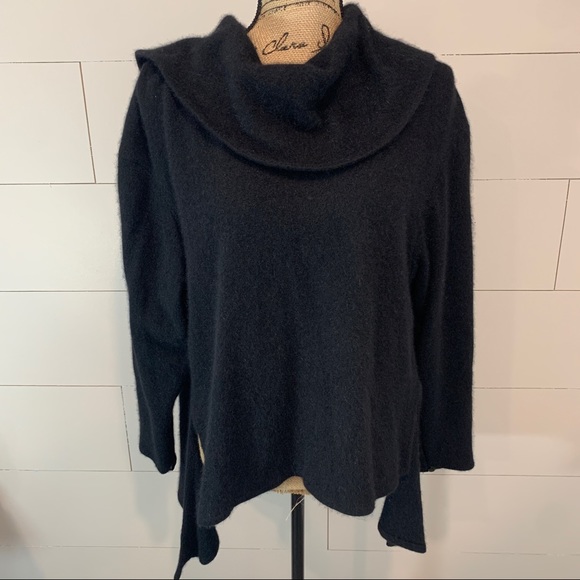 Black Wool Blend Hi Low Sweater - Picture 1 of 8